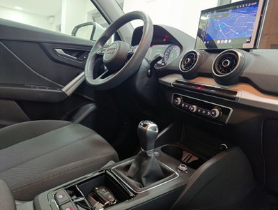 Audi Q2 Q2 35 TFSI Business (12)
