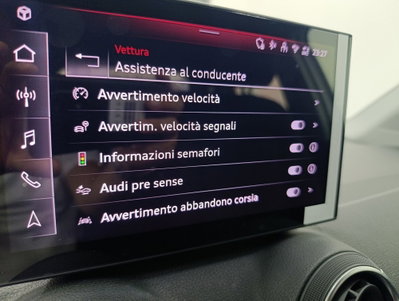 Audi Q2 Q2 35 TFSI Business (16)