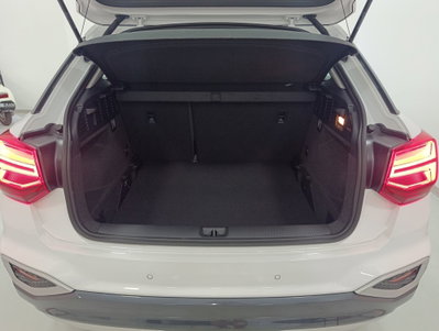 Audi Q2 Q2 35 TFSI Business (19)