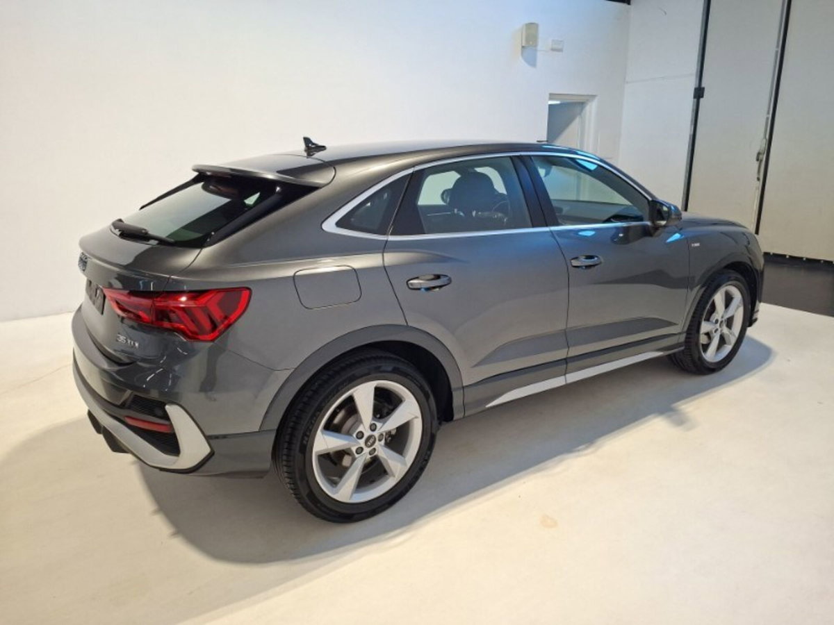 Audi Q3 Sportback 35 TDI quattro S tronic S line edition (6)
