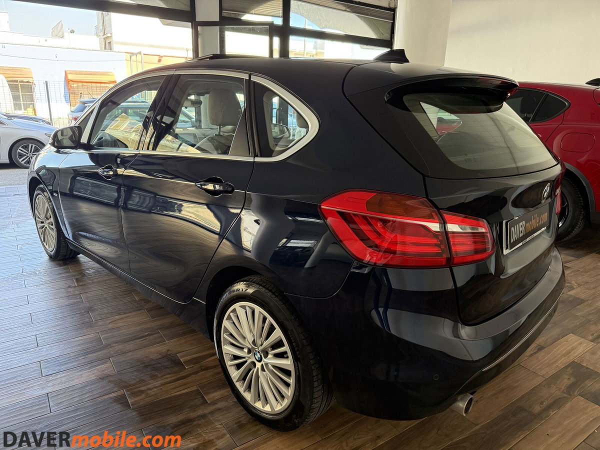 BMW Serie 2 Gran Tourer 220d  Luxury (4)