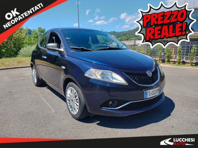 Lancia Ypsilon 1.2 69 CV 5 porte GPL Ecochic Alberta Ferretti
