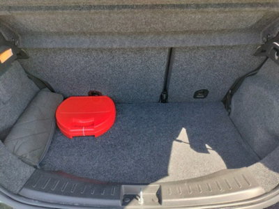 Lancia Ypsilon 1.2 69 CV 5 porte GPL Ecochic Alberta Ferretti (18)