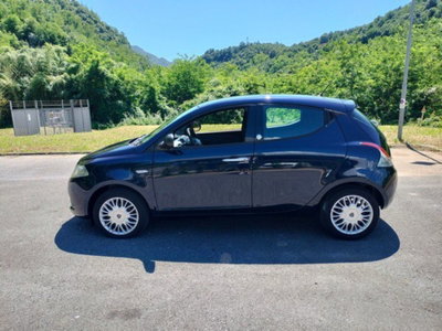 Lancia Ypsilon 1.2 69 CV 5 porte GPL Ecochic Alberta Ferretti (5)