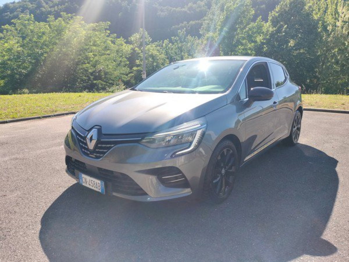 Renault Clio 1.0 tce Techno 90cv (3)