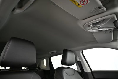 Jeep Compass 1.5 turbo t4 mhev Summit 2wd 130cv dct (18)