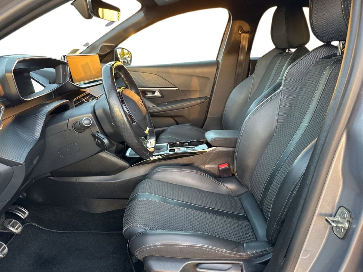 Peugeot 208 PureTech 100 Stop&Start 5 porte GT Line (9)