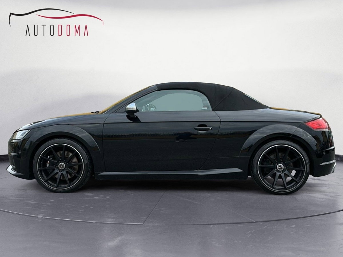 Audi TT RS Roadster 2.5 TFSI quattro S tronic