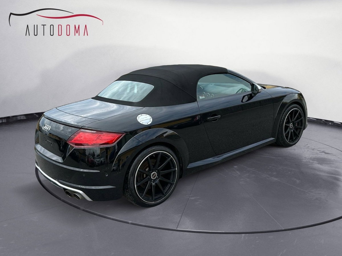 Audi TT RS Roadster 2.5 TFSI quattro S tronic (6)