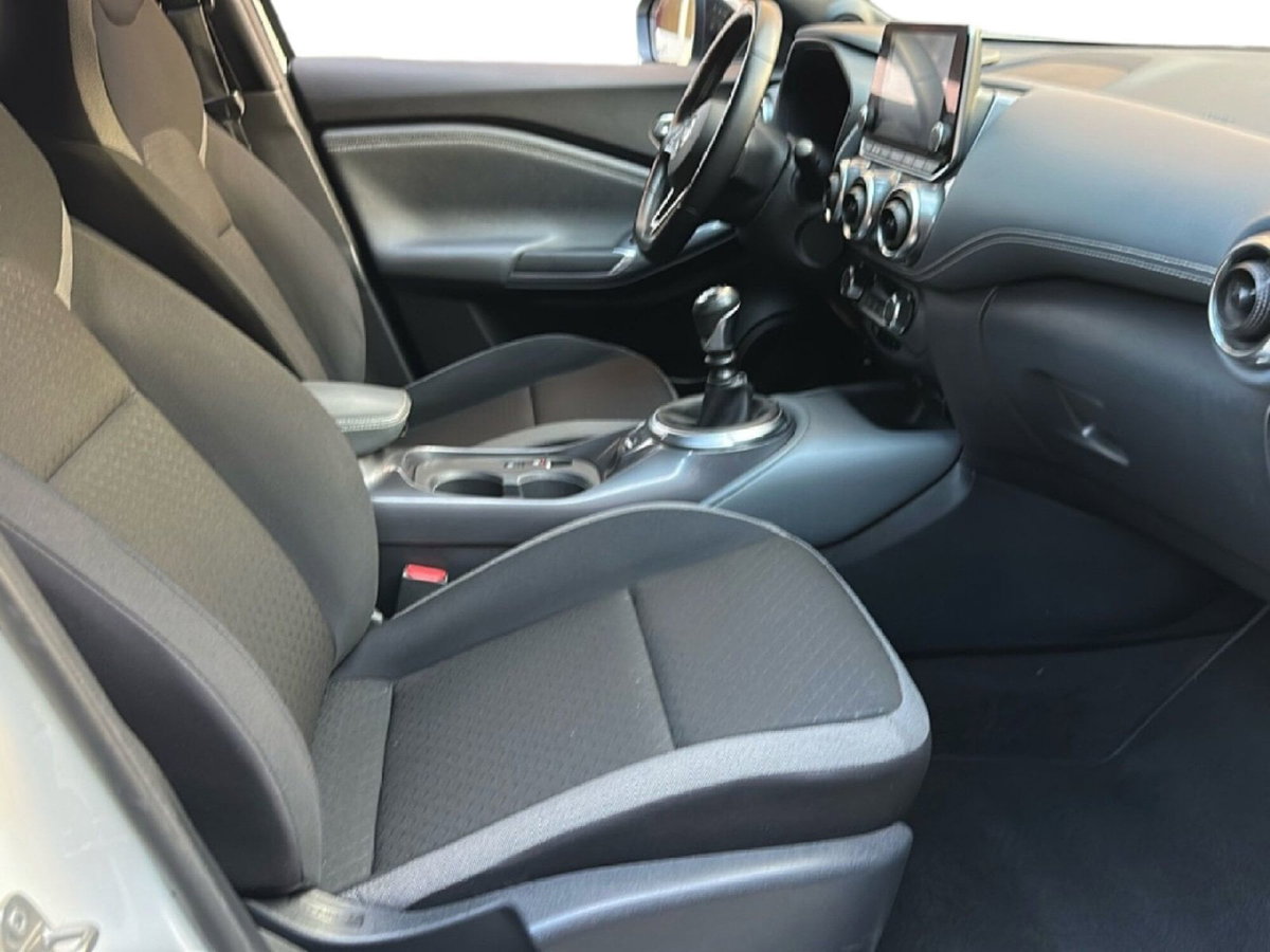 Nissan Juke 1.0 dig-t N-Connecta 114cv dct (10)