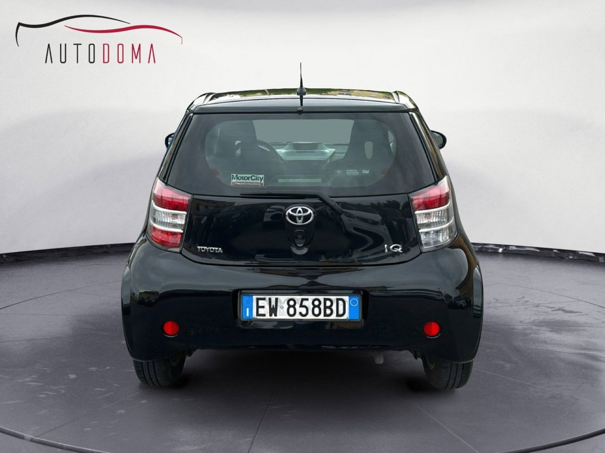 Toyota iQ 1.0 Active (7)