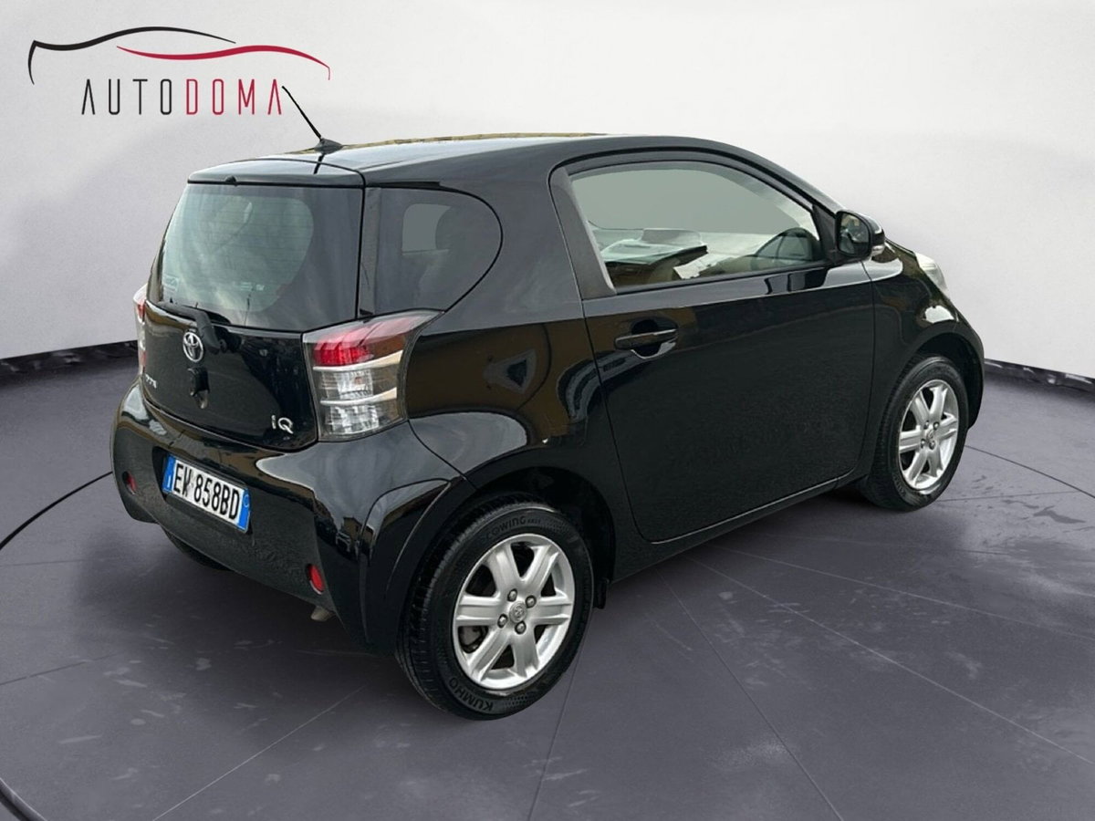 Toyota iQ 1.0 Active (8)