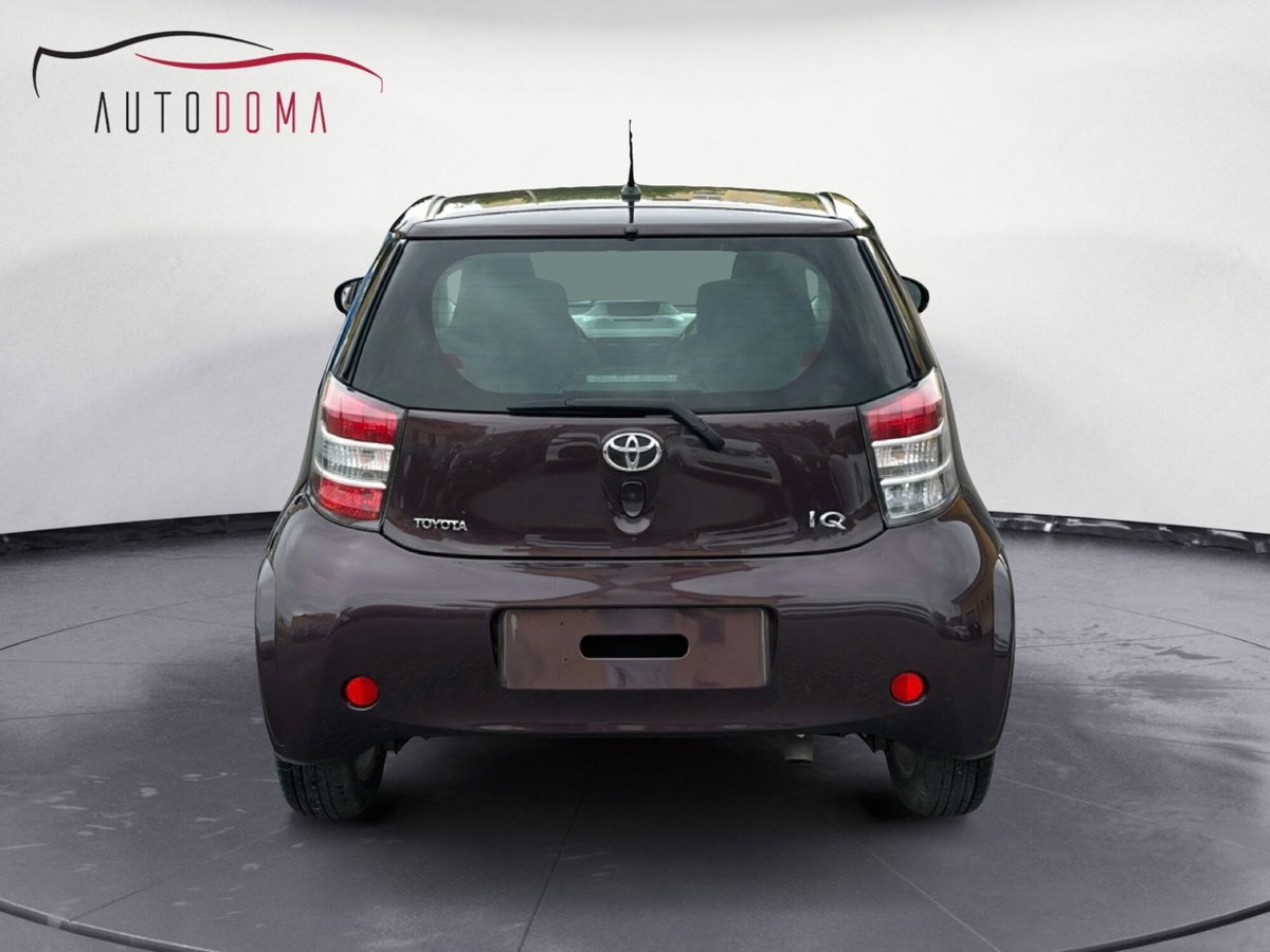 Toyota iQ 1.3 CVT Style (8)