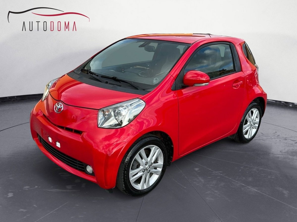 Toyota iQ 1.3 CVT Executive (3)