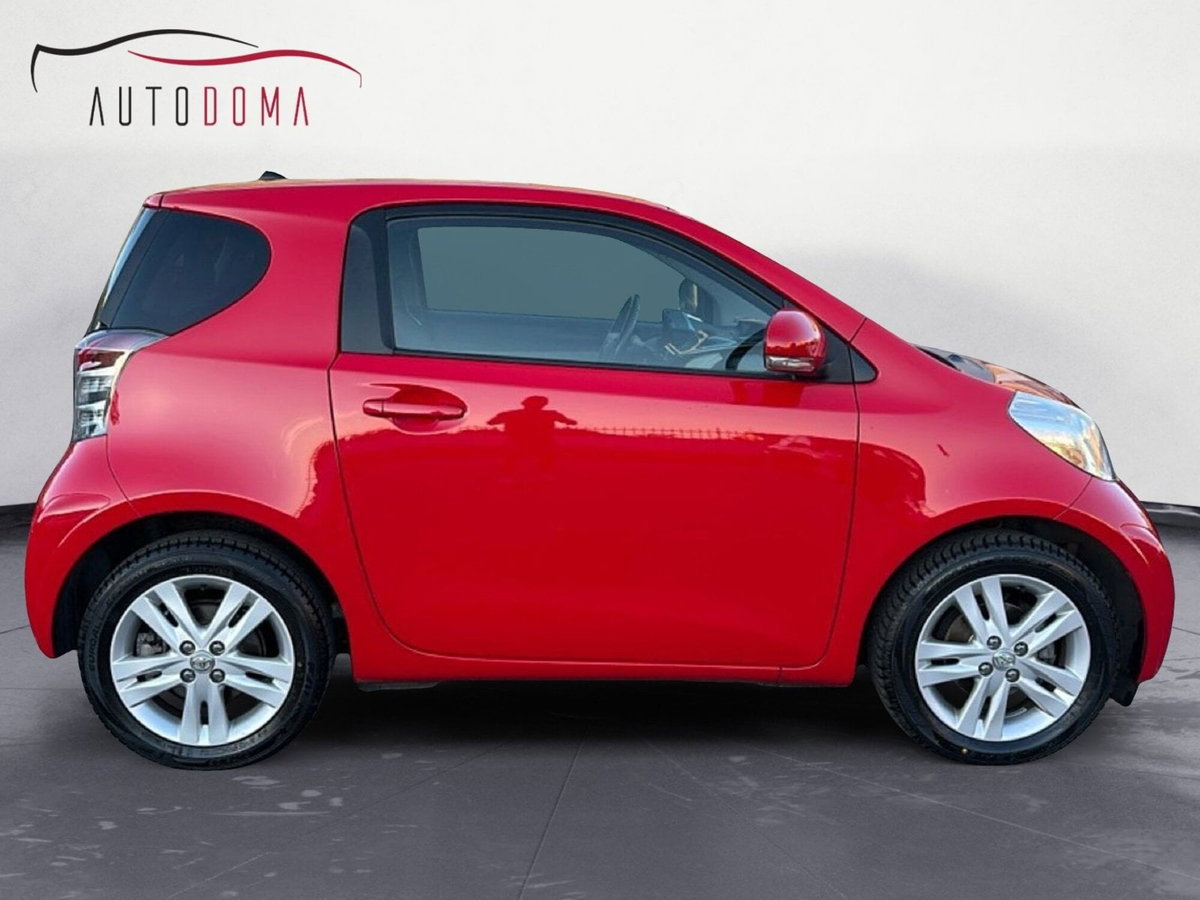 Toyota iQ 1.3 Executive (2)