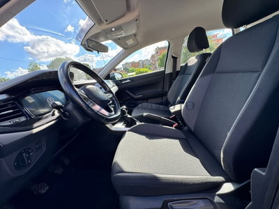 Volkswagen Taigo 1.0 tsi Life 95cv (9)