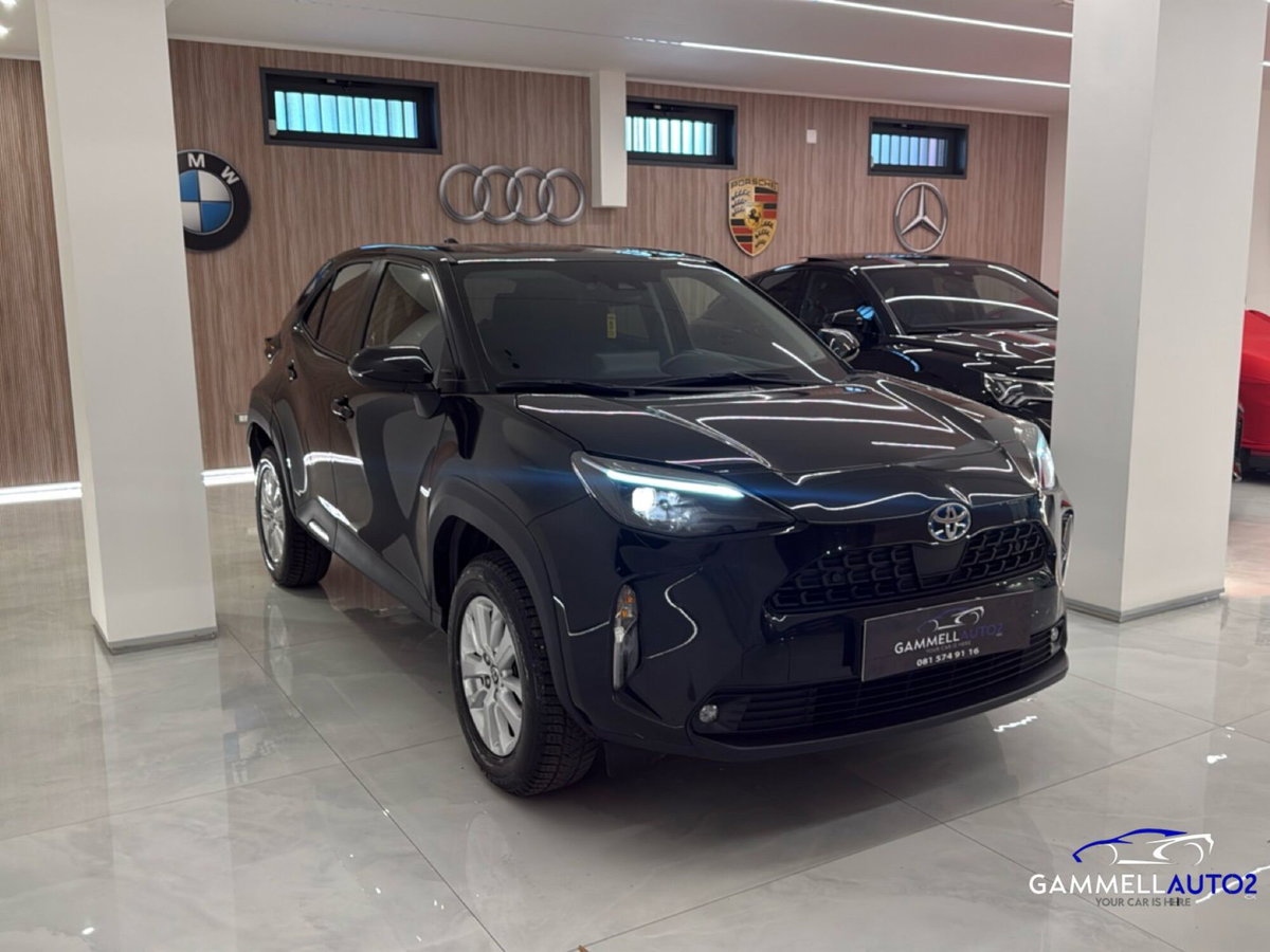 Toyota Yaris Cross 1.5h GR Sport Black Sky fwd 116cv e-cvt (4)
