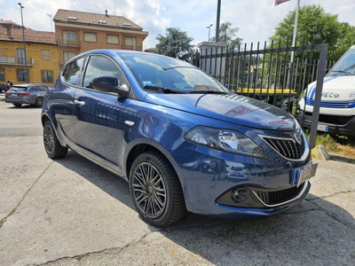 Lancia Ypsilon 1.0 FireFly 5 porte S&S Hybrid Ecochic Silver (3)