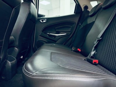 Ford EcoSport 1.5 TDCi 95 CV Titanium S (11)