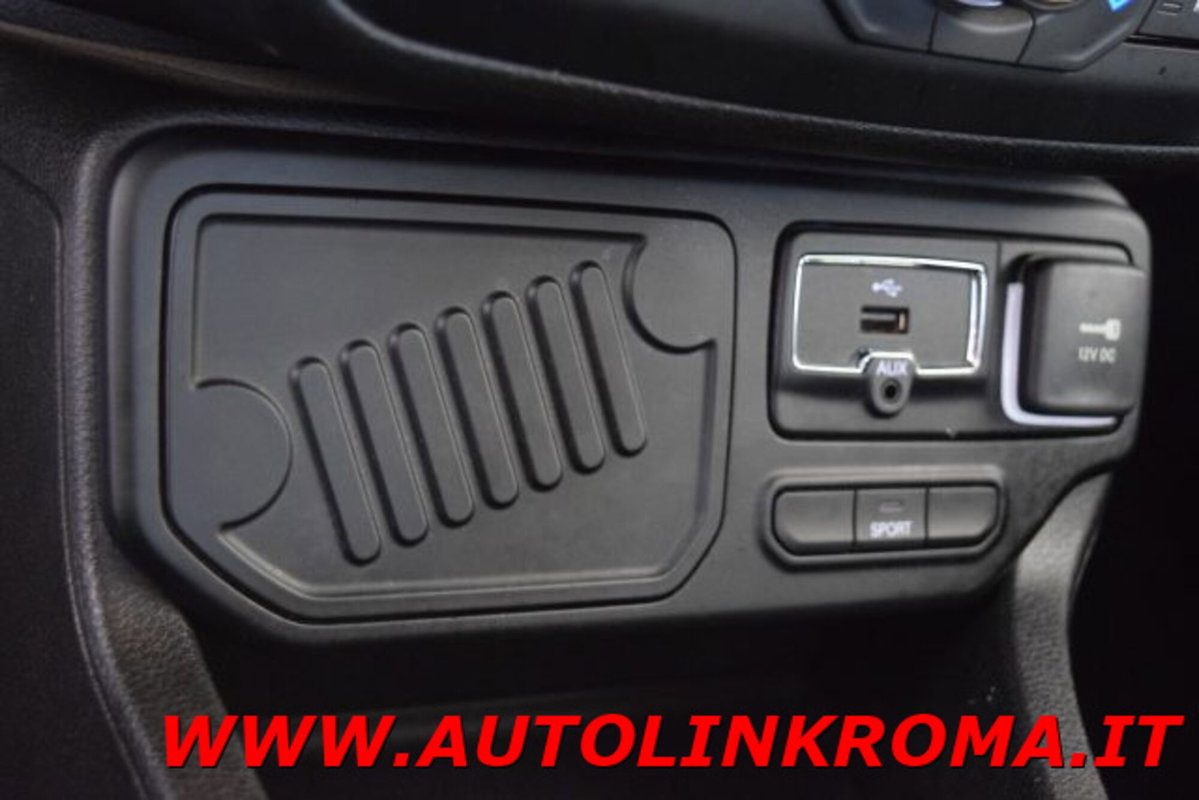 Jeep Renegade 1.3 T4 DDCT Limited (20)