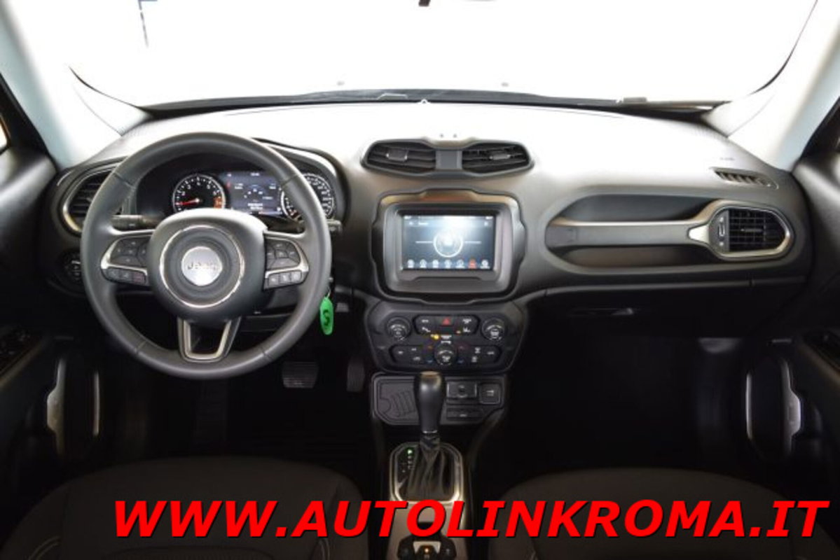 Jeep Renegade 1.3 T4 DDCT Limited (5)