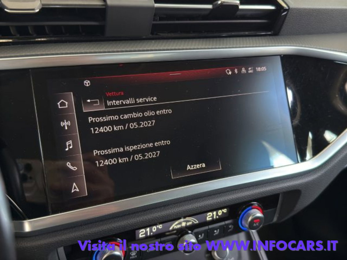 Audi Q3 2.0 TDI 150 CV S tronic Business (18)