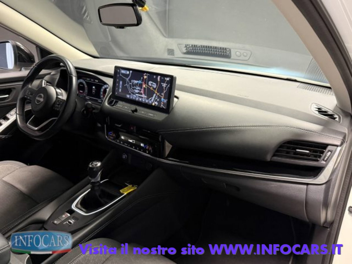 Nissan Qashqai 1.3 mhev N-Connecta 2wd 140cv (12)