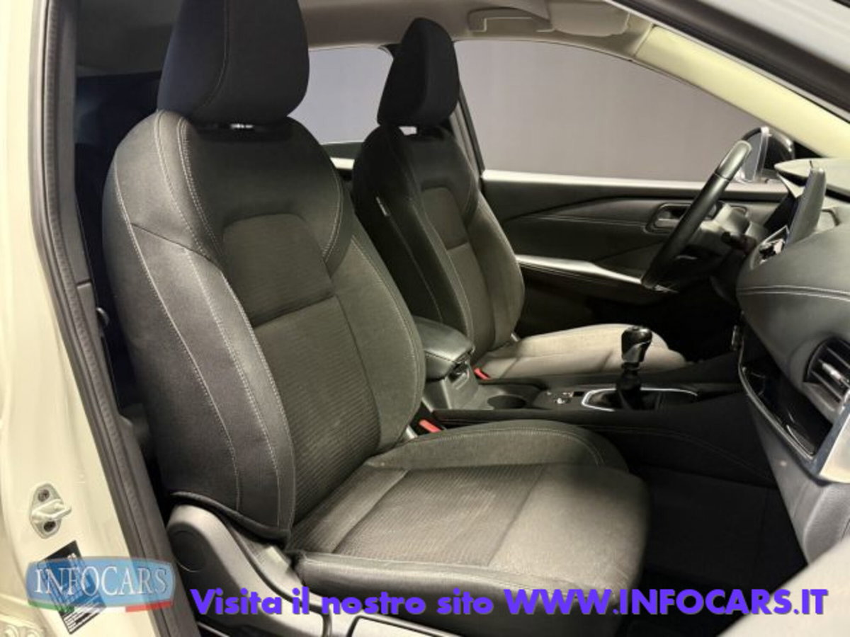 Nissan Qashqai 1.3 mhev N-Connecta 2wd 140cv (6)