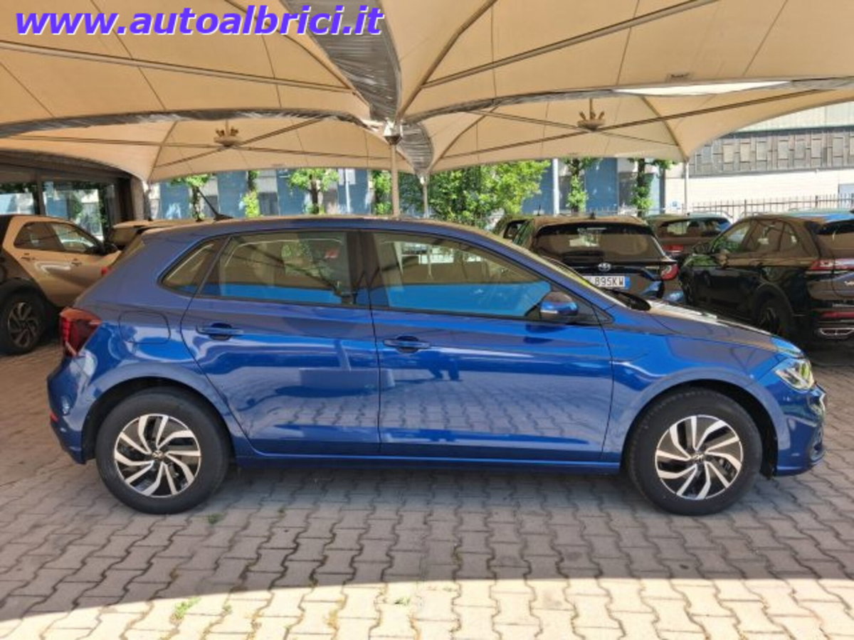 Volkswagen Polo 1.0 tsi Life 95cv dsg (10)