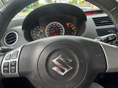 Suzuki Swift 1.3 3p. GL Safety Pack (15)