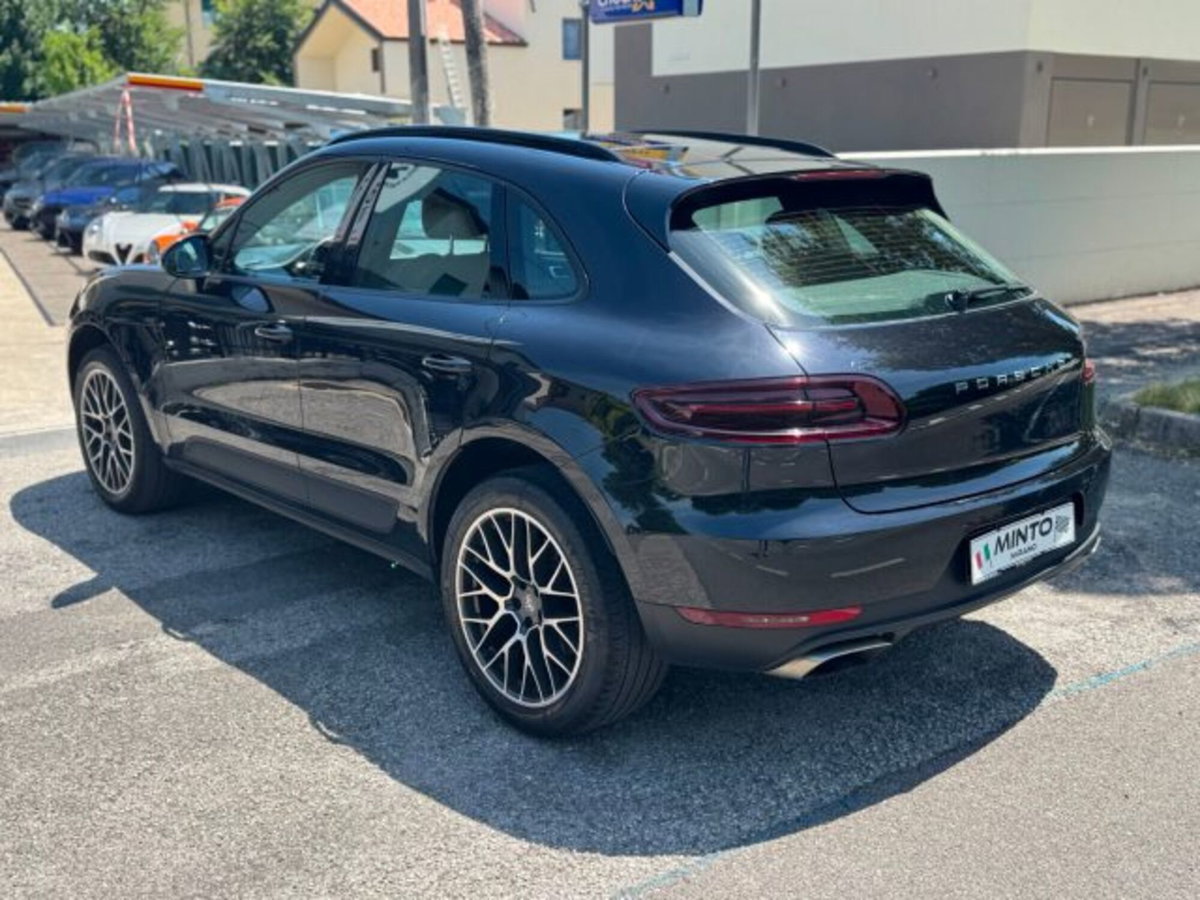 Porsche Macan 2.0 (2)