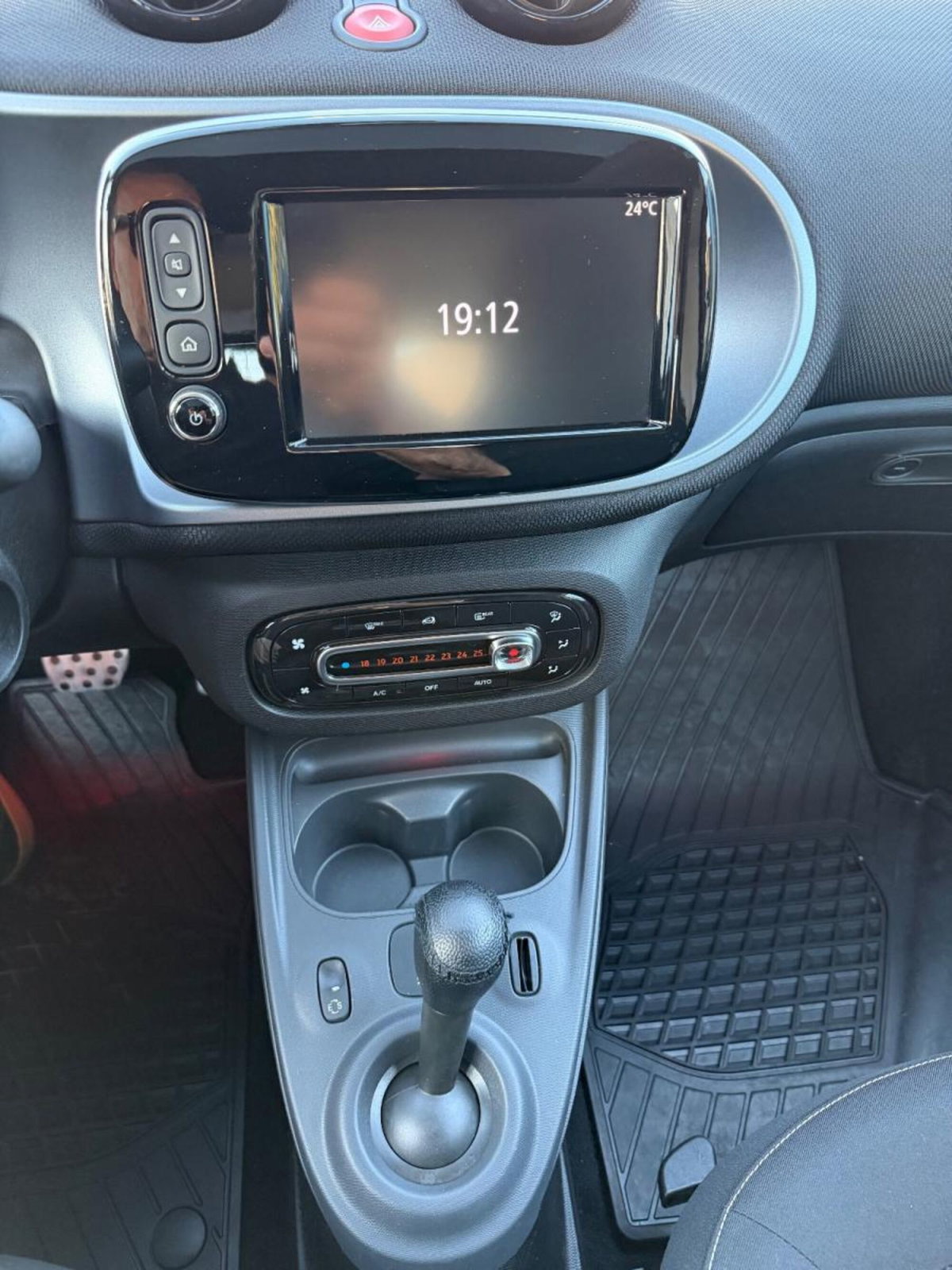 smart Fortwo 70 1.0 Passion (8)