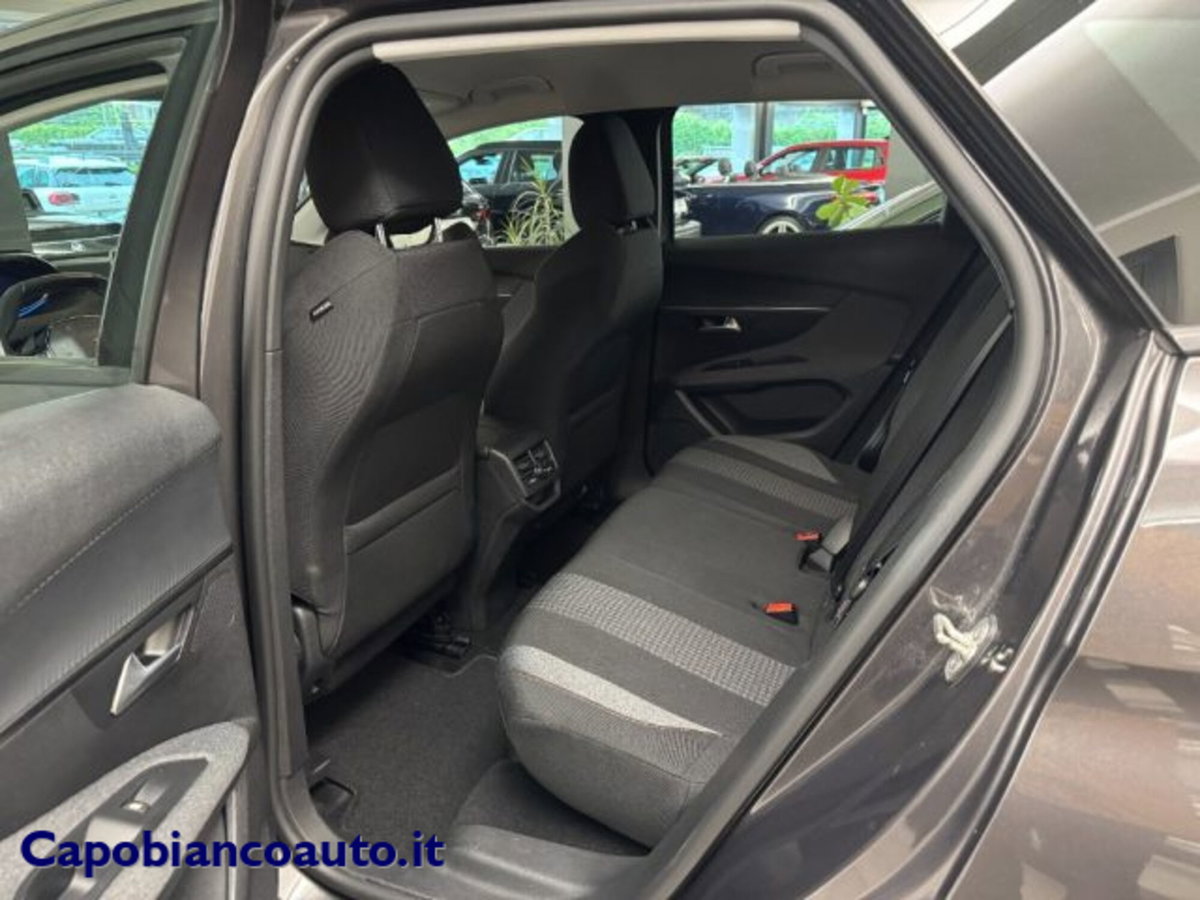 Peugeot 3008 PureTech Turbo 130 S&S EAT8 Active Pack (11)