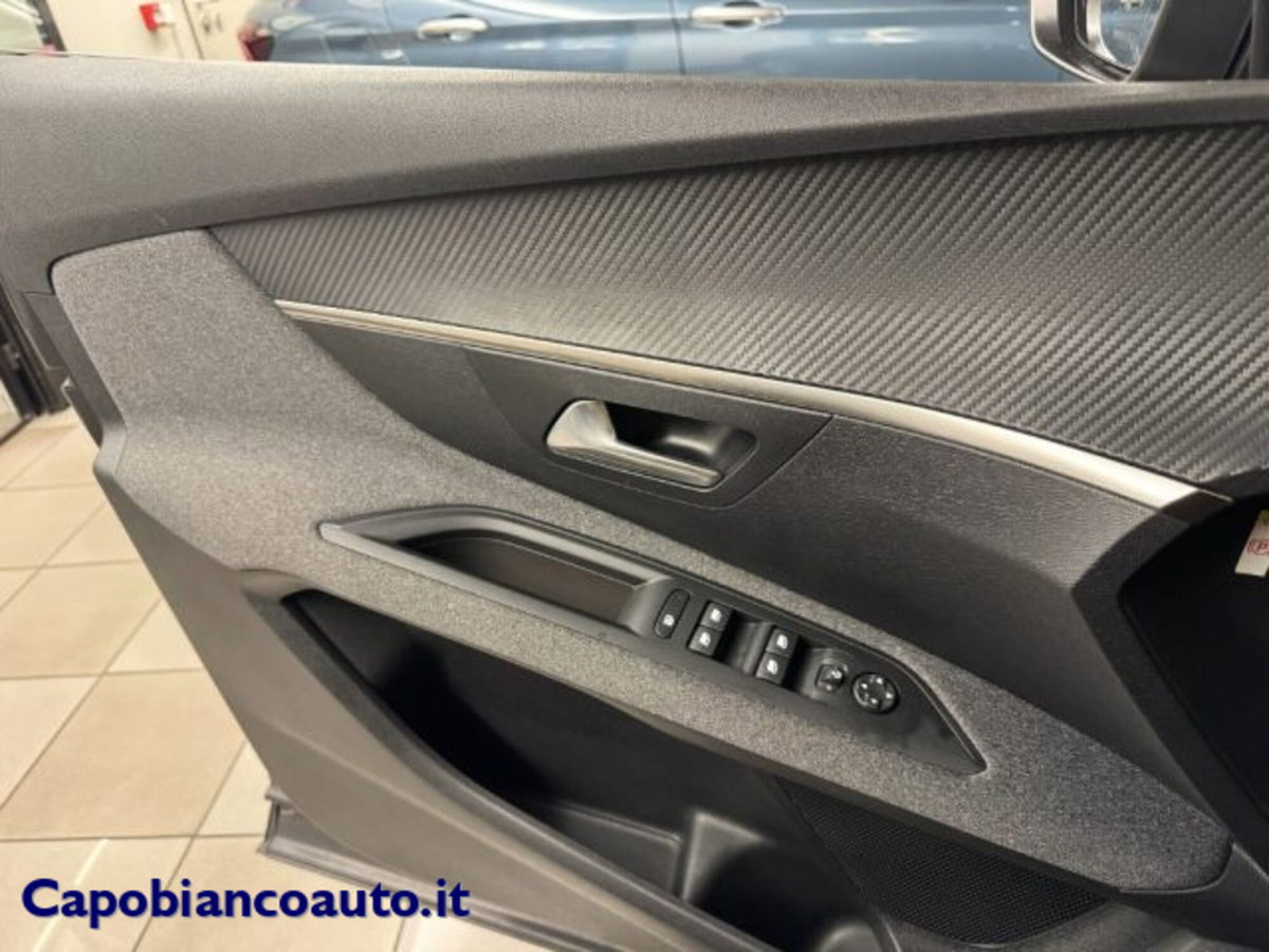 Peugeot 3008 PureTech Turbo 130 S&S EAT8 Active Pack (16)
