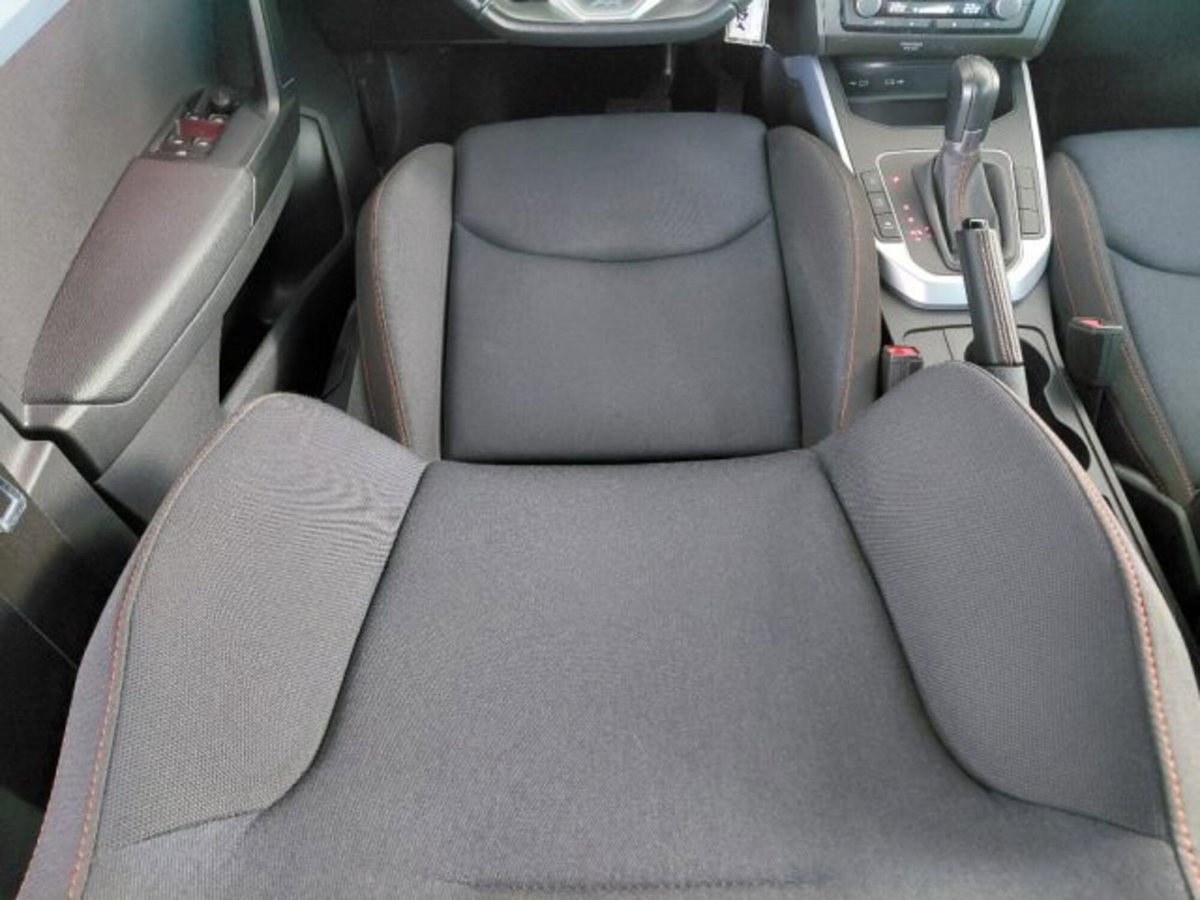 SEAT Arona 1.0 EcoTSI 110 CV DSG FR (20)