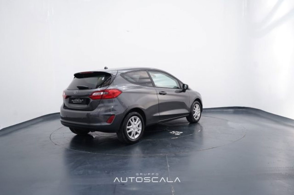 Ford Fiesta 1.1 85 CV 3 porte  Business (6)