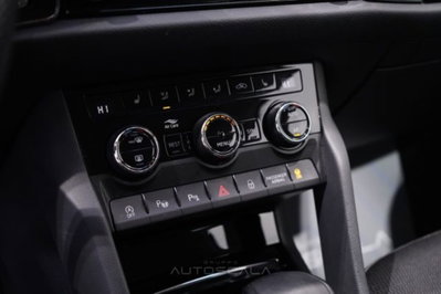Skoda Kodiaq 2.0 TDI EVO SCR 4x4 DSG 7 posti Executive (15)