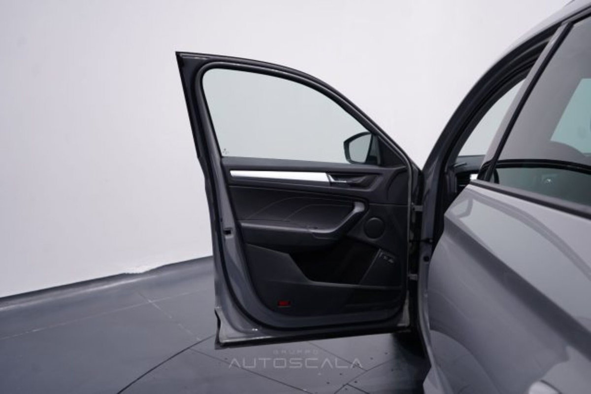 Skoda Kodiaq 2.0 TDI EVO SCR 4x4 DSG 7 posti Executive (8)