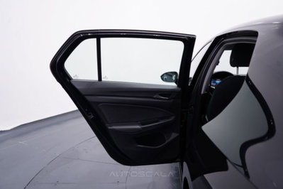 Volkswagen Golf Variant 1.0 eTSI EVO DSG Life (20)