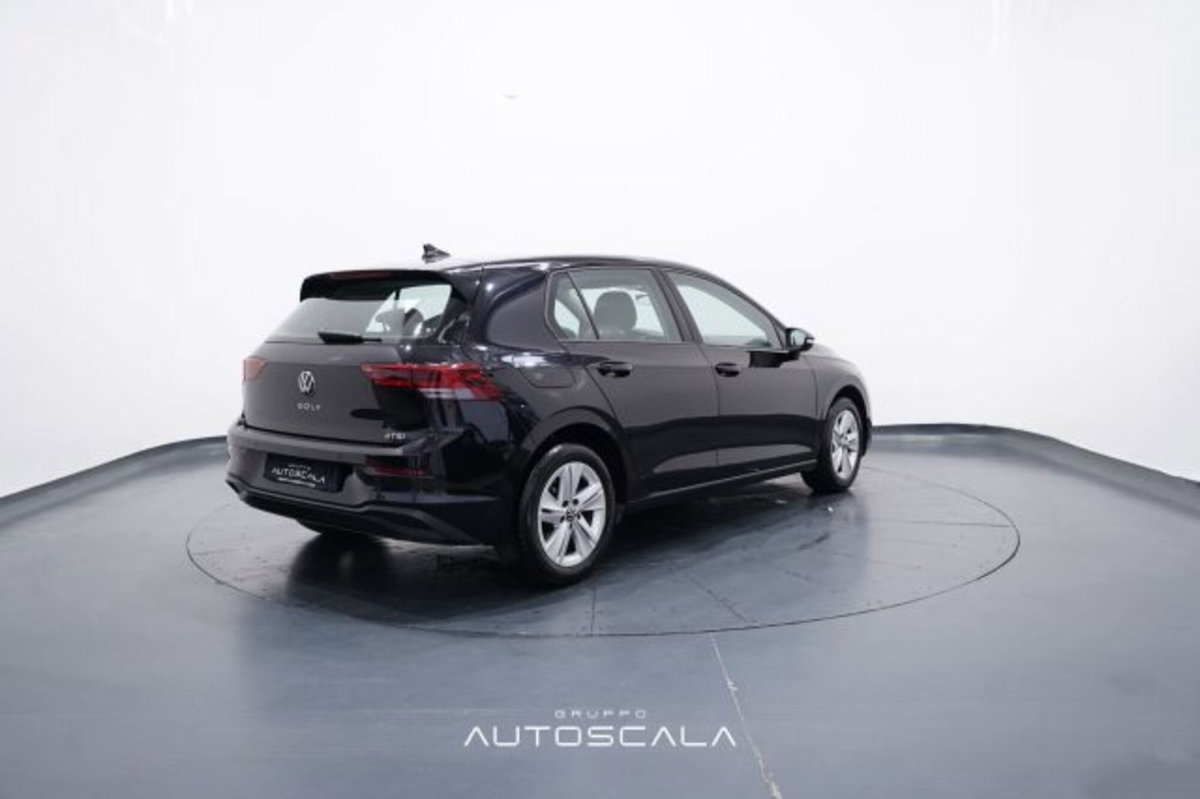 Volkswagen Golf Variant 1.0 eTSI EVO DSG Life (6)