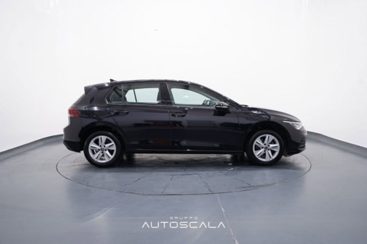 Volkswagen Golf Variant 1.0 eTSI EVO DSG Life (7)