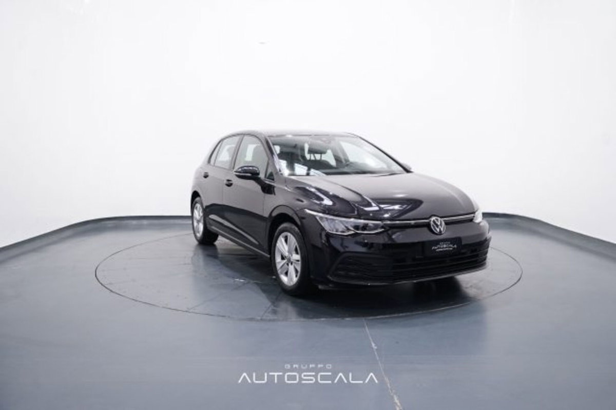 Volkswagen Golf Variant 1.0 eTSI EVO DSG Life (8)