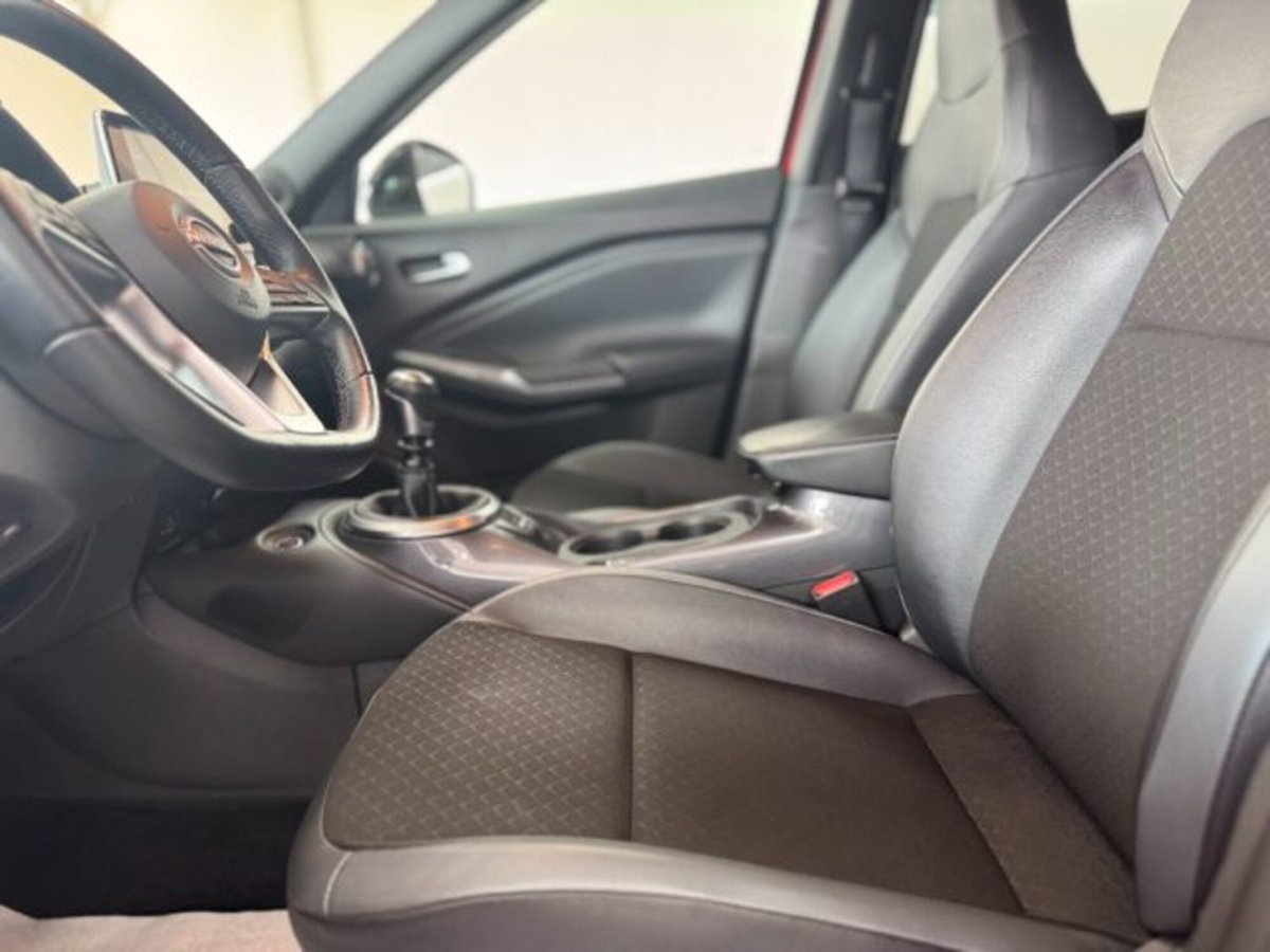 Nissan Juke 1.0 dig-t Tekna 114cv (10)