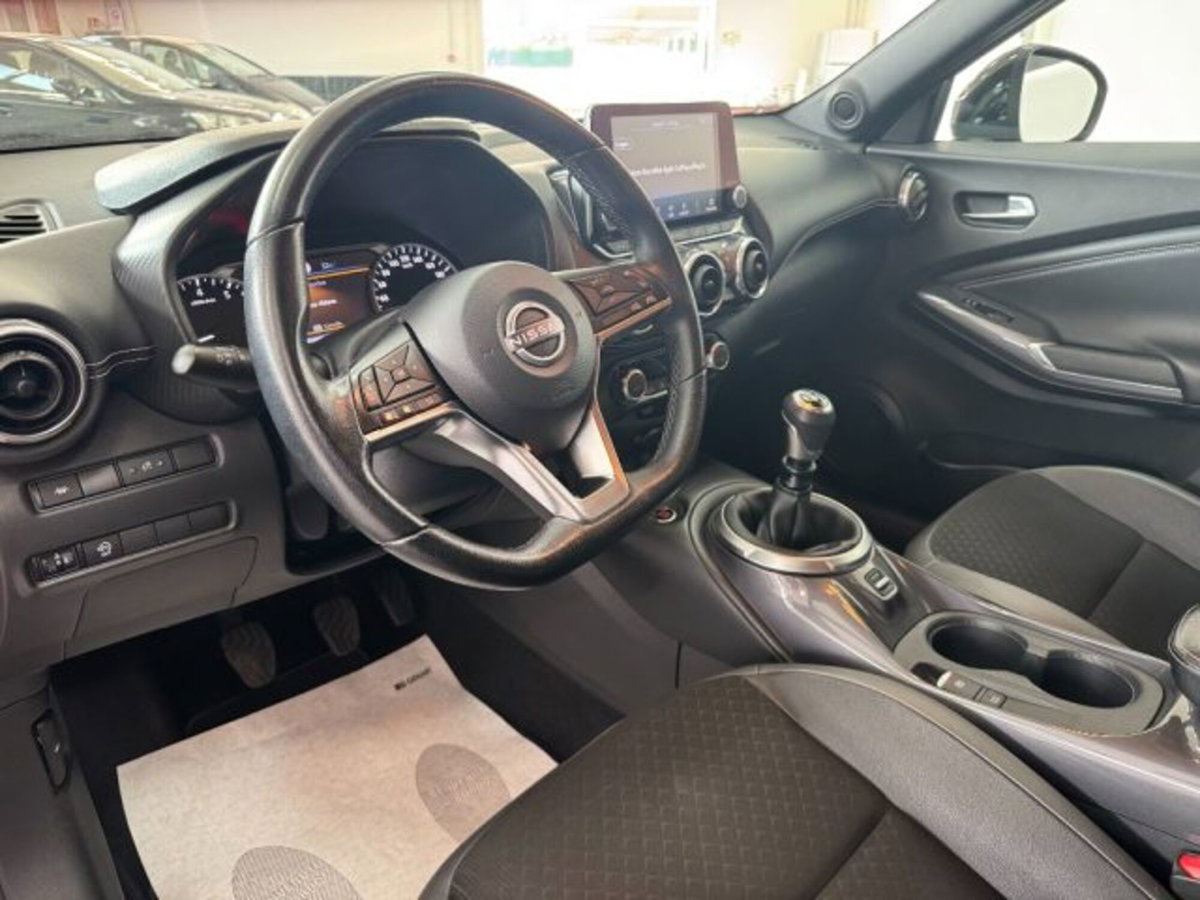 Nissan Juke 1.0 dig-t Tekna 114cv (11)