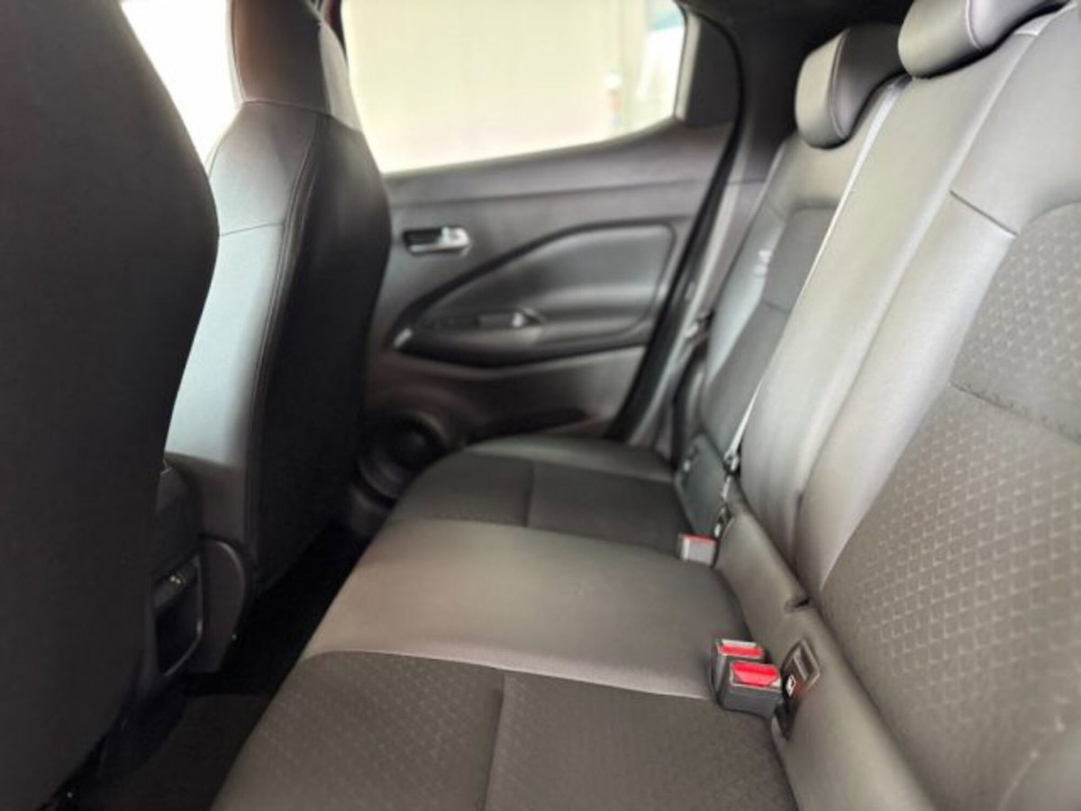 Nissan Juke 1.0 dig-t Tekna 114cv (14)