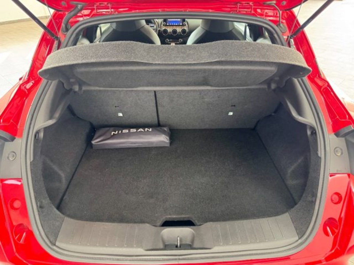 Nissan Juke 1.0 dig-t Tekna 114cv (16)
