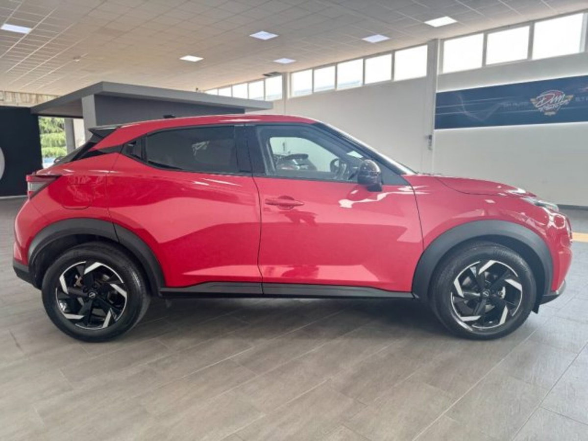 Nissan Juke 1.0 dig-t Tekna 114cv (4)