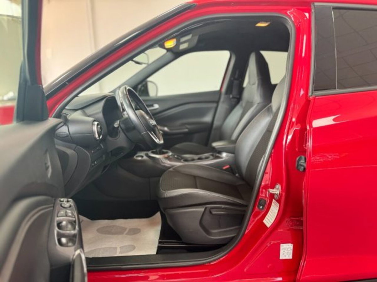 Nissan Juke 1.0 dig-t Tekna 114cv (9)