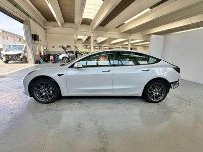 Tesla Model 3 Model 3 RWD (4)
