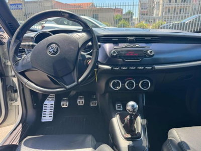 Alfa Romeo Giulietta 1.6 JTDm-2 Exclusive (8)